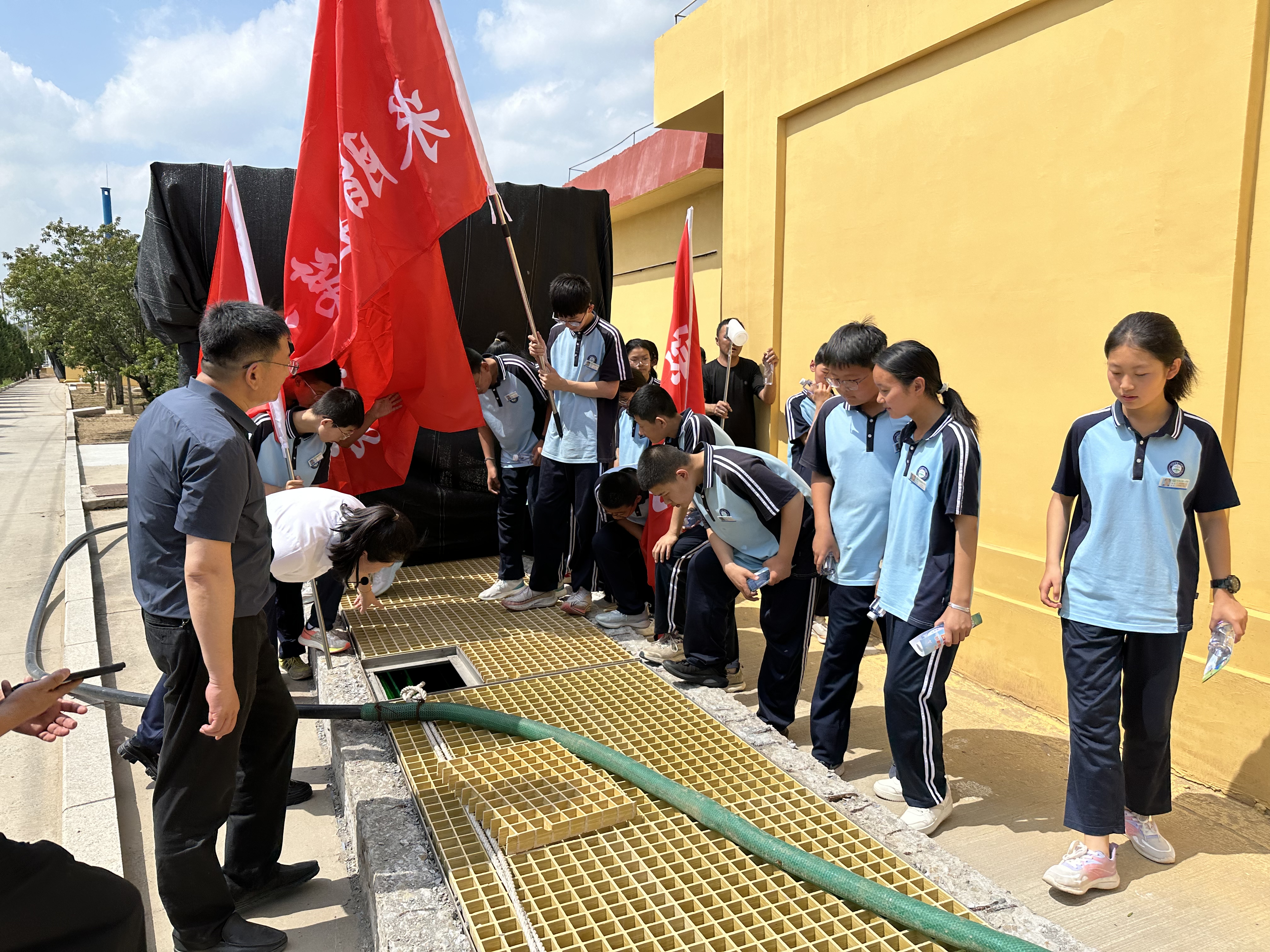 米脂县污水处理厂活动现场.jpg