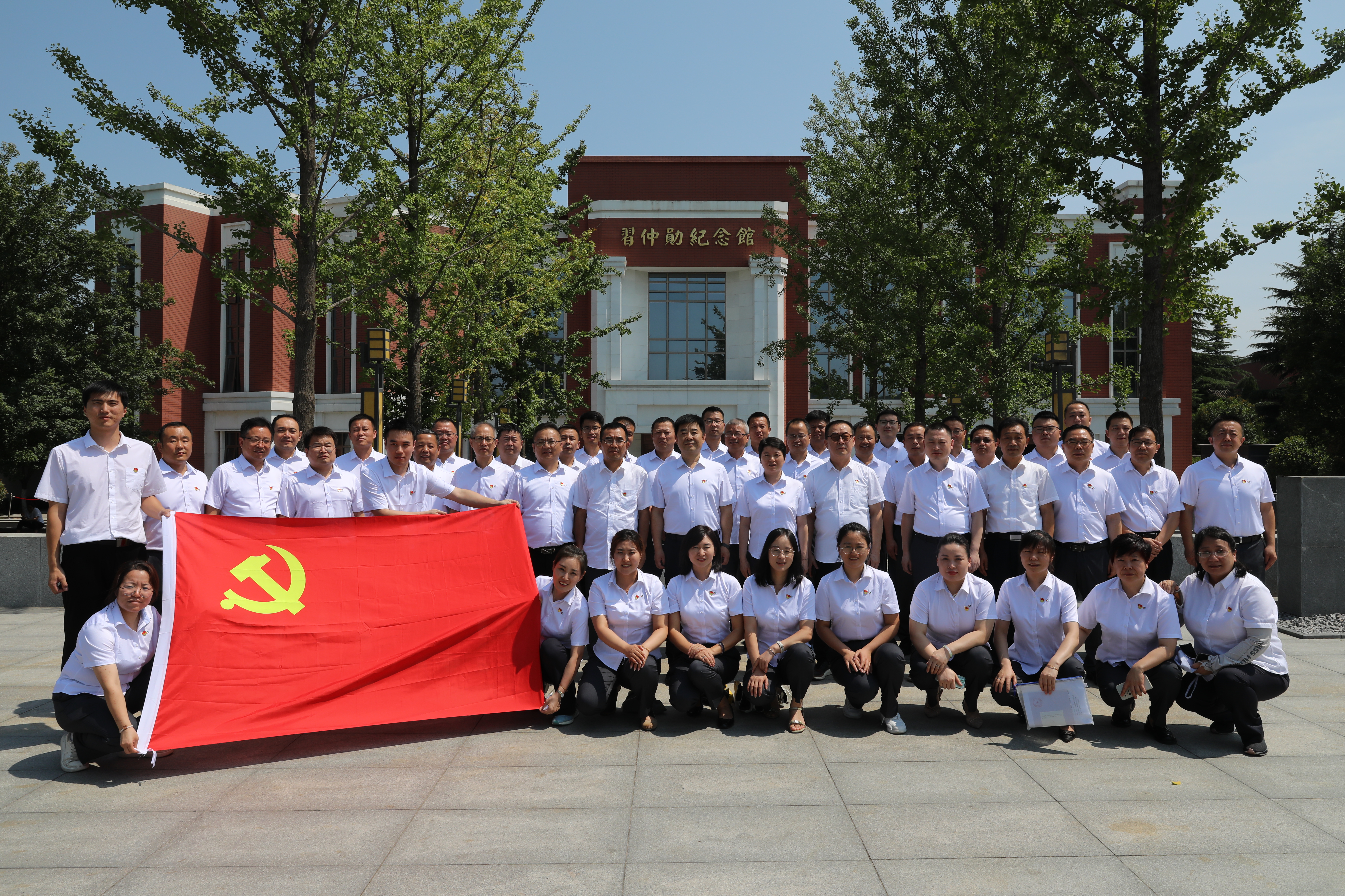 0703东庄水利公司：组织领导干部赴富平县爱国主义教育基地参观学习.jpg